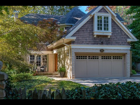 Classic Old Oakville, Oakville, ON - Sotheby's International Realty Canada