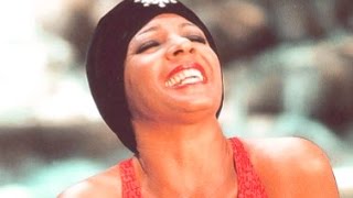 Shirley Bassey - DAYBREAK (A Barry Manilow Song) Dunn River - Jamaica (1979 Show #2)