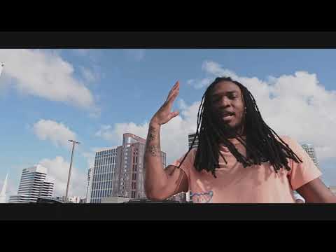Beezo Da Great & Lil Manik - Black Benz (Official Video)