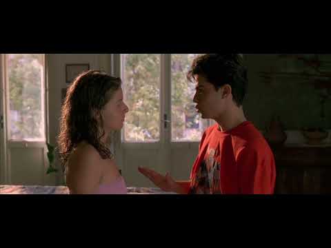 Sotto i 50 centimetri scatta automatico il bacio - Notte Prima degli Esami