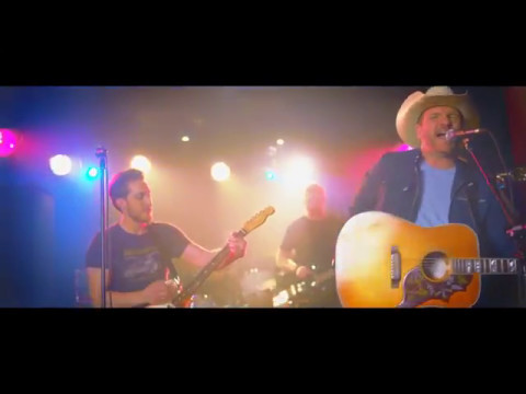 Bobby Wills - Get While The Gettin's Good (Official Video)