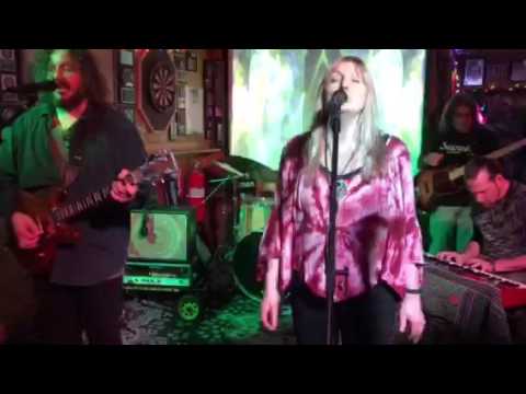 Beau's Bar Greenlawn NY