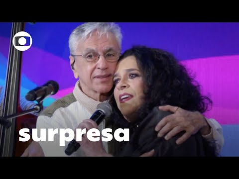 Gal Costa faz surpresa para Caetano e cantor se emociona | Altas Horas | TV Globo