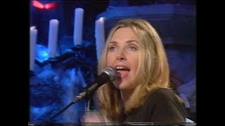 Saint Etienne - He's On The Phone (ITV This Morning - Halloween 1995)