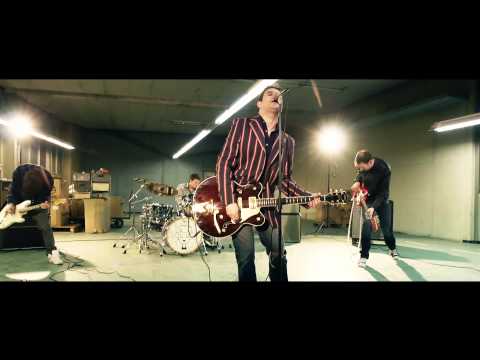 The Pearlbreakers - Anybody Home Tonight [OFFICIAL VIDEO]