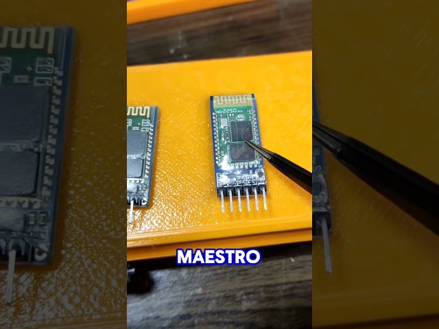 Vídeo relacionado con AZDelivery 3 pcs HC-05 HC-06 Bluetooth Wireless, RF Modulo Transceptor, RS232 Serial TTL Bluetooth Inalambrico Serial Transceiver Compatible con Arduino con E-Book Incluido!