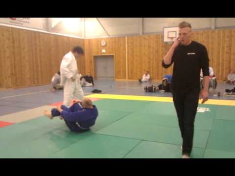 Frontline Open 2012 BJJ White Belt Open Class Carl