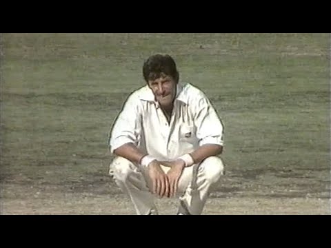 Shocking Aussie umpiring! The 4 umpiring howlers that cost  NZ victory vs Aust 3rd Test MCG 1987/88