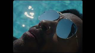 Lenny Kravitz singing a song Honey from Blue Electric Light in the music video