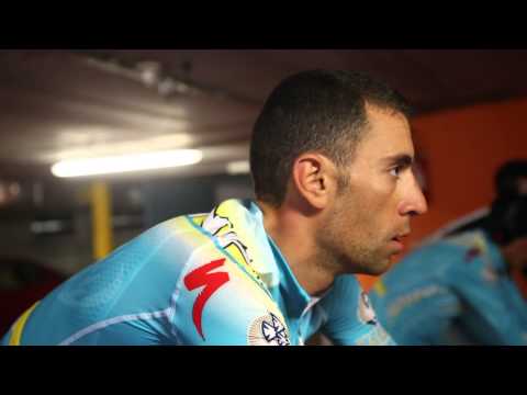 NIBALI & TEAM ASTANA TRAINING ON THE ROLLERS AT GIRO D'ITALIA