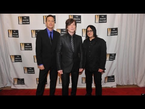 John Rzeznik Talks Touring While Engaged | HPL