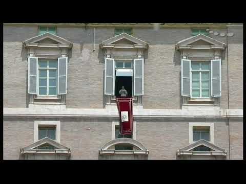 POPE FRANCIS SPEAKS ABOUT THE HOLY TRINITY