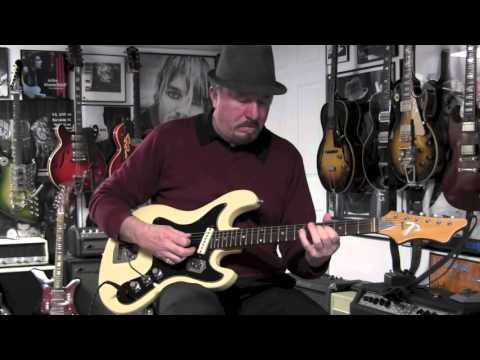 Pleasant SE 218 1960s similar to teisco guyatone mosrite image 8