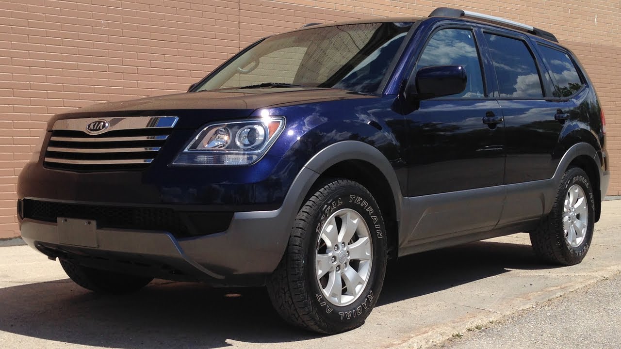 2010 Kia Borrego LX 4WD 7 Passenger for sale in Winnipeg