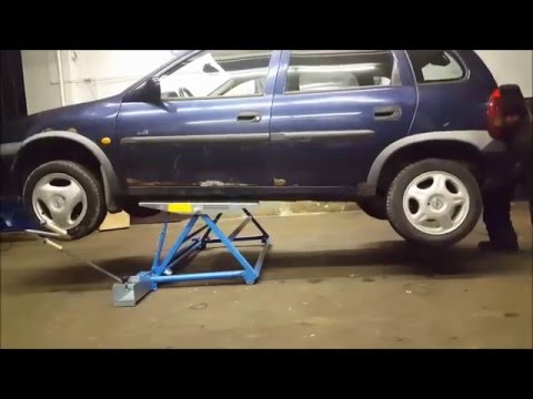 MSW TILTING CAR LIFT-NEVER USED! - Image 2