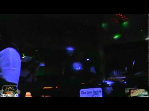 CRUCIAL WARRIOR SOUND ft papeman - so why you dub like that - @ de vinger \ rasta nation #18-02-2012