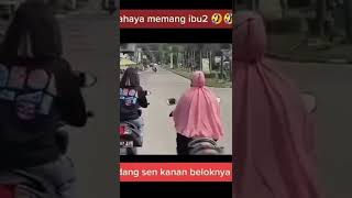 Download lagu ibu ibu mah gitu sen kiri belok kanan. ,yg pernah ngalamin like yaw 😂#shorts #short #emakemak #ngaco mp3