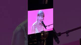 Taylor Swift stuns audience at 'Toy Story 5' premiere with surprise performance - NBC 15