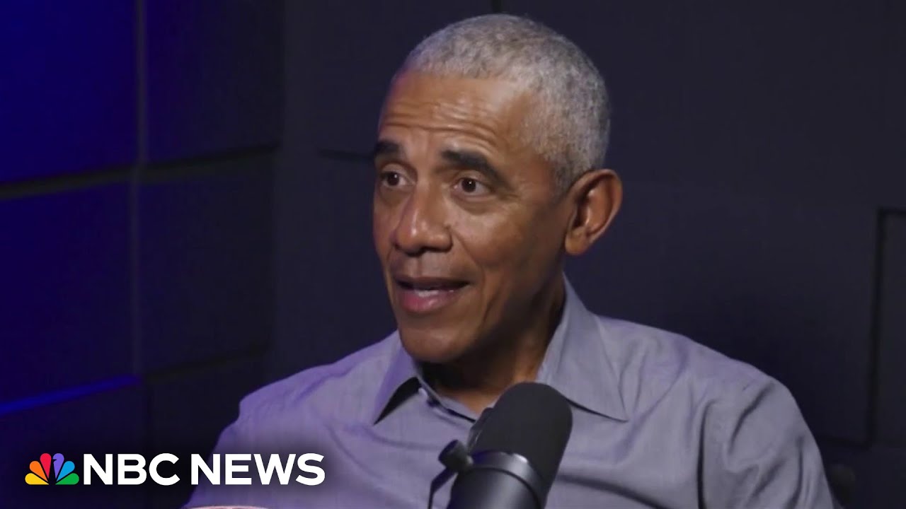 Obama Explains What He Meant When He Said Aliens Are 'Real'
