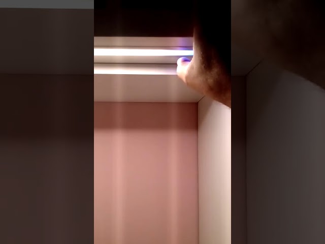 Vídeo relacionado con Rtengtunn Interruptor del Sensor de Sonido, 220V Control de Voz, Sensor de luz, Interruptor automático Inteligente de Encendido y Apagado de la lámpara 1-40W, Detector Inteligente, Blanco