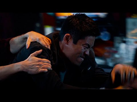 Drunk Tan Fights In A Bar - S.W.A.T 6x14