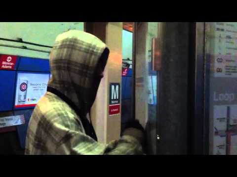 Homeless man sings in red line station Chicago - The Message