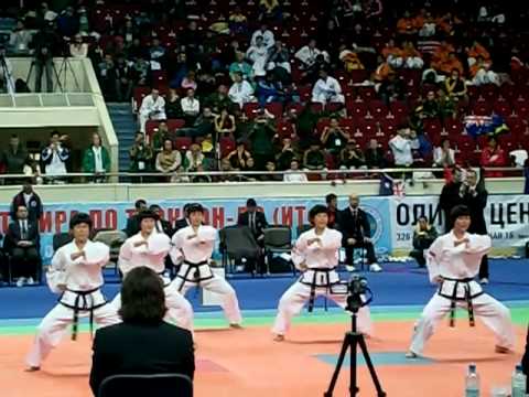 World Taekwon-do(ITF) Championships 2009 D.P.R.Korea female Team Pattern(Po-Eun)