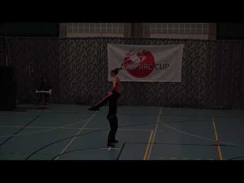 Patrick Schmidt - Annina Studerus (Akrobatik)