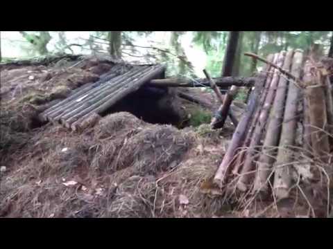 Lagerbau Bushcraft Wald Camp Shelterverlängerung grob fertig