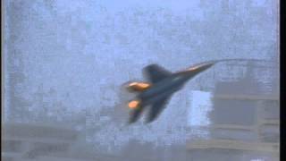 preview picture of video 'MIG Jet crash RIAT Airshow 1993, Fairford, UK'