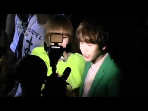 120520 Kyuhyun & Victoria @ SMTOWN LA Backstage