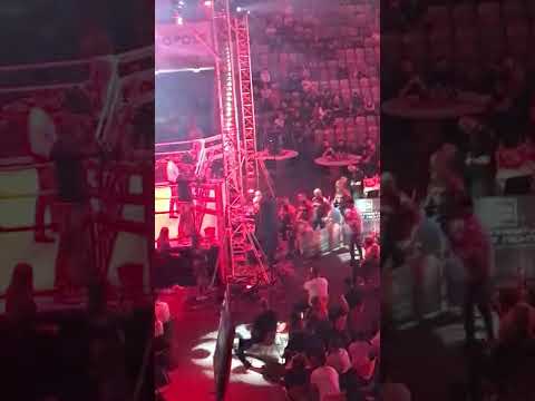 wejście Flinstona do oktagonu lewy prosty gala lewy prosty #4