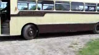 preview picture of video 'Burwell Bus reversing into Vintage Vehicles Gallery'