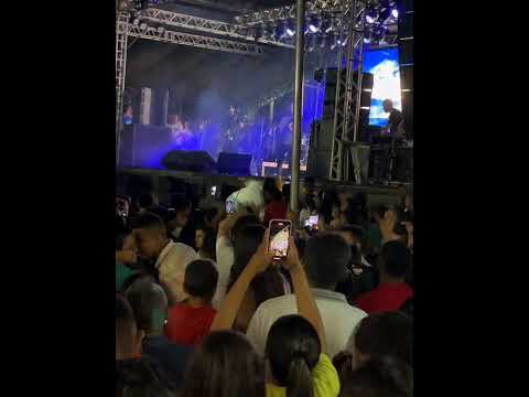 Fernandinho em Parnarama MA   Eu vou dançar na chuva