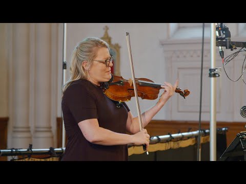 Ólafur Arnalds: Happiness Does not Wait by violinist Angèle Dubeau