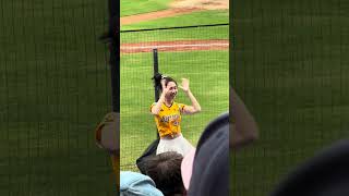 【Passion Sisters】#儀諪 chargeドミニカVS中信兄弟@桃園棒球場20241110 #台湾チア #cheerdance #cheerleading #passionsisters