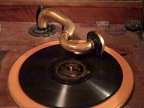 BERNIE CUMMINS' BILTMORE ORCH. - DON'T HANG YOUR DREAMS ON A RAINBOW - ROARING 20'S VICTROLA 8-30