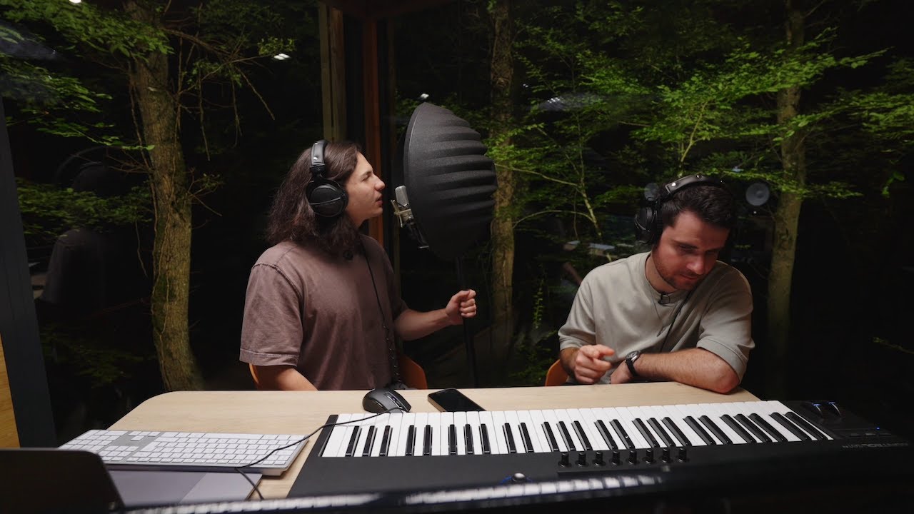 Petit Biscuit ft. Amixem — The Forest