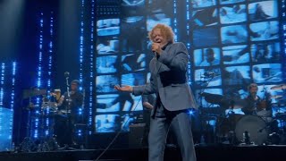 Simply Red - Money's Too Tight To Mention (Live In Santiago Chile March 7th 2025)