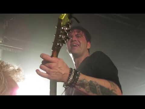 Manu Lanvin & The Devil Blues Finish  "Je suis le Diable" le 07-03-2020 Vitry le François_