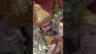 Download lagu Bentuk Perhatian Prabu dengan Peluk Raden! #shorts mp3 Download lagu Bentuk Perhatian Prabu dengan Peluk Raden! #shorts mp3