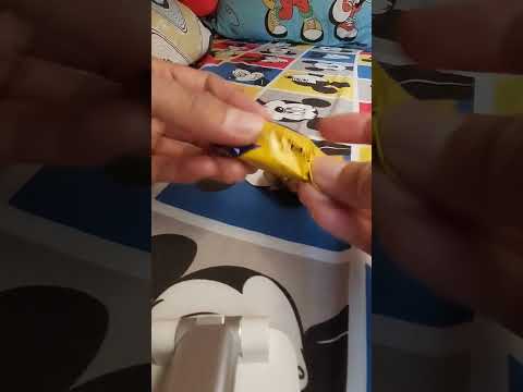 CADBURY FLAKE CHOCOLATE #satisfying #shortvideo #asmr #asmrsounds