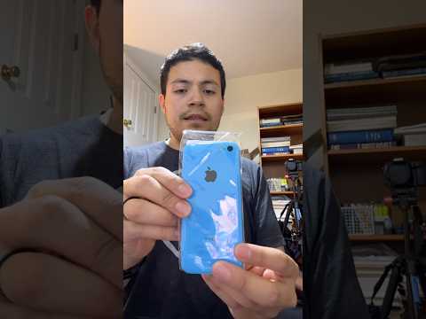 I bought a iPhone 5c￼ #iphone #retro #apple #iphone5