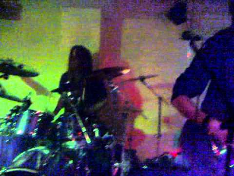 Üsable - Bass'n'Drum Solo