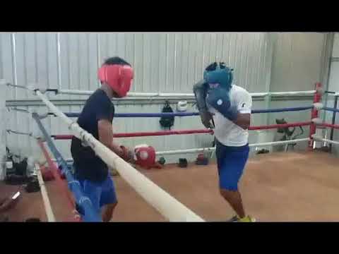ALEXANDER ESPINOZA VS DANIEL TERCERO  SPARRING, GIMNASIO DE BOXEO ESTADIO CRANSHAW.11 DE ENERO 2023