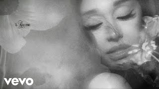 Ariana Grande - Kiss Me