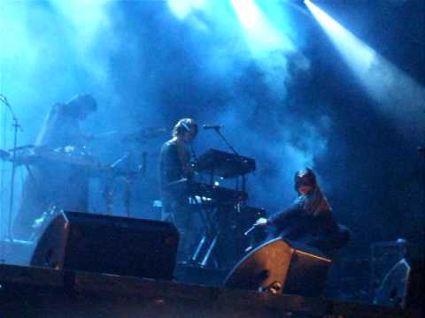 Røyksopp w/Anneli Drecker "Whate Else Is There" Øya 09