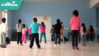 preview picture of video 'Premier bilan des nouveaux rythmes scolaires à Annonay'