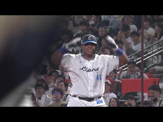 3回表】技ありヒット!! ホークス・近藤健介 センター方向に貴重 3回表】技ありヒット!! ホークス・近藤健介 センター方向に貴重