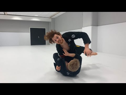 The Real Leandro Lo Knee Cut